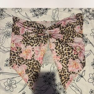 SHEIN Leopard and Floral Print Crop Top